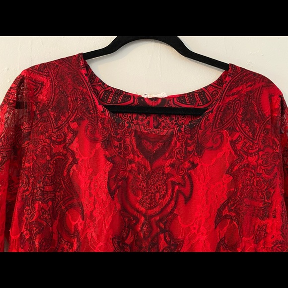 BEAUTIFUL Red/Black Lace w/Lining 2X Pullover Top - Picture 5 of 10